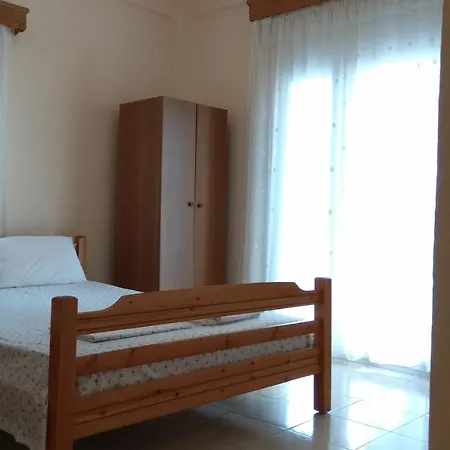 Mary * بلاتامونيس